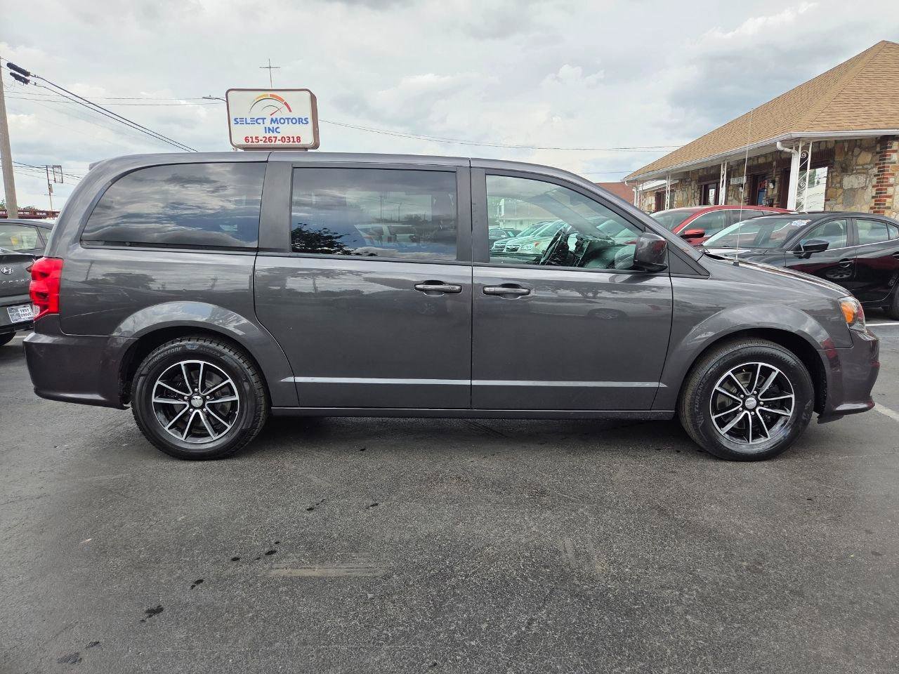Used 2019 Dodge Grand Caravan GT image 6