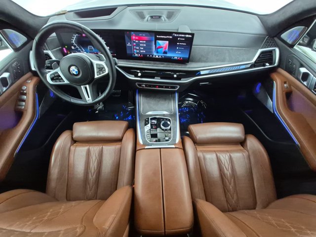 Used 2025 BMW X7 M60i AWD/4WD image 20