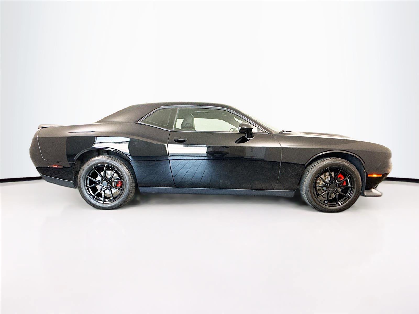 Used 2019 Dodge Challenger GT w/ Plus Package AWD/4WD image 31