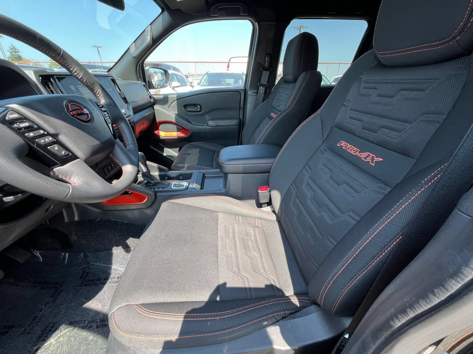 Used 2026 Nissan Frontier PRO-4X AWD/4WD image 23