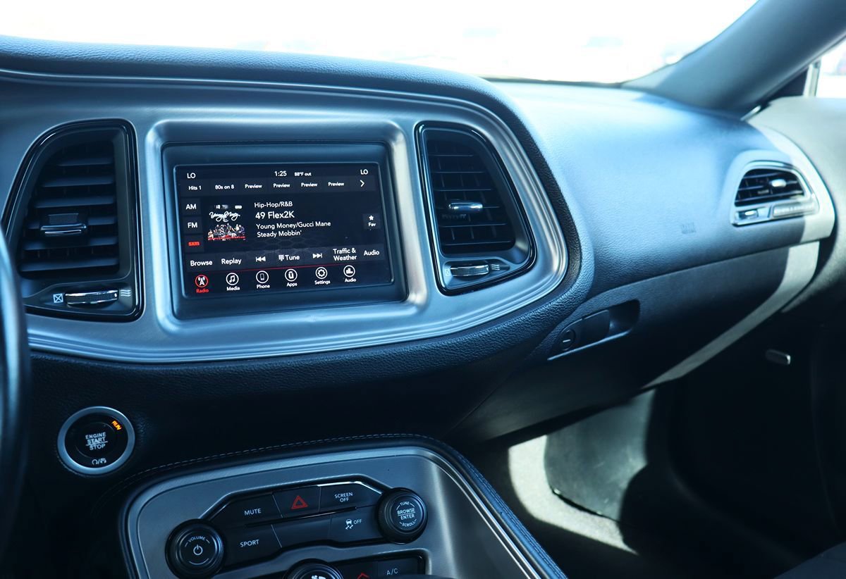 Used 2023 Dodge Challenger SXT RWD image 38