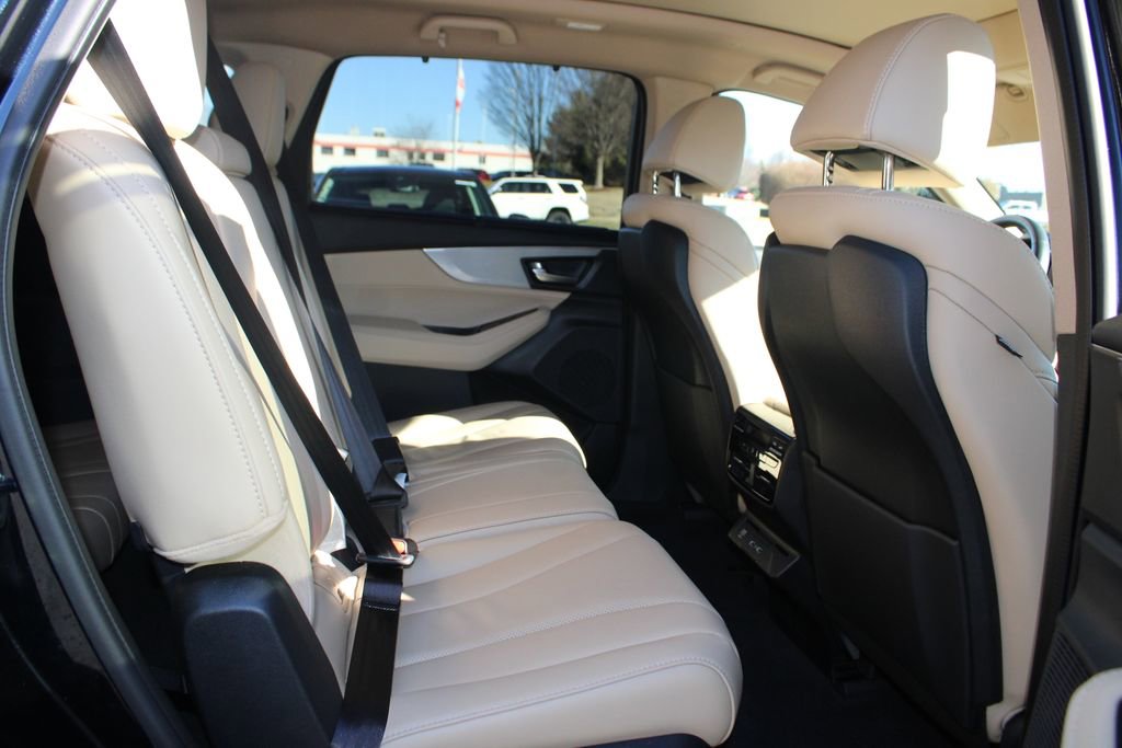 Used 2024 Acura MDX SH-AWD w/ Technology Package image 13