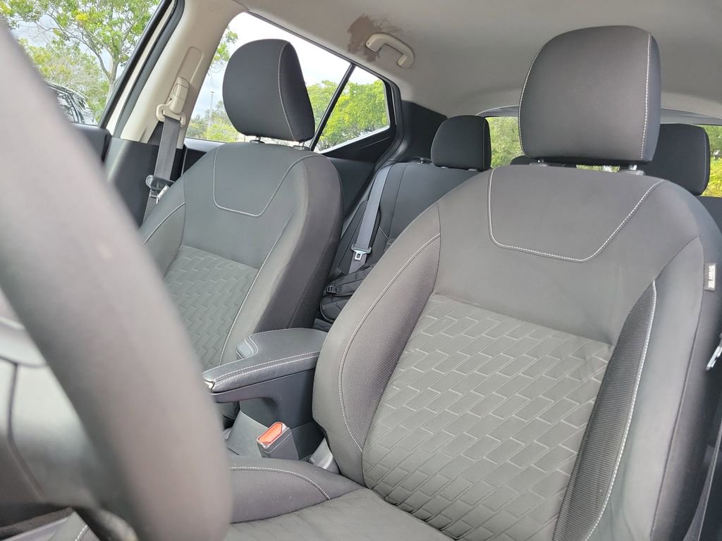 Certified 2021 Nissan Kicks S image 23