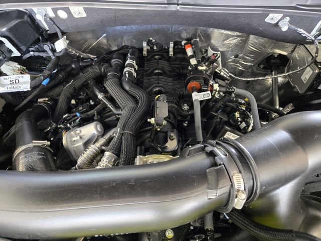 New 2025 Ford Expedition Active image 22