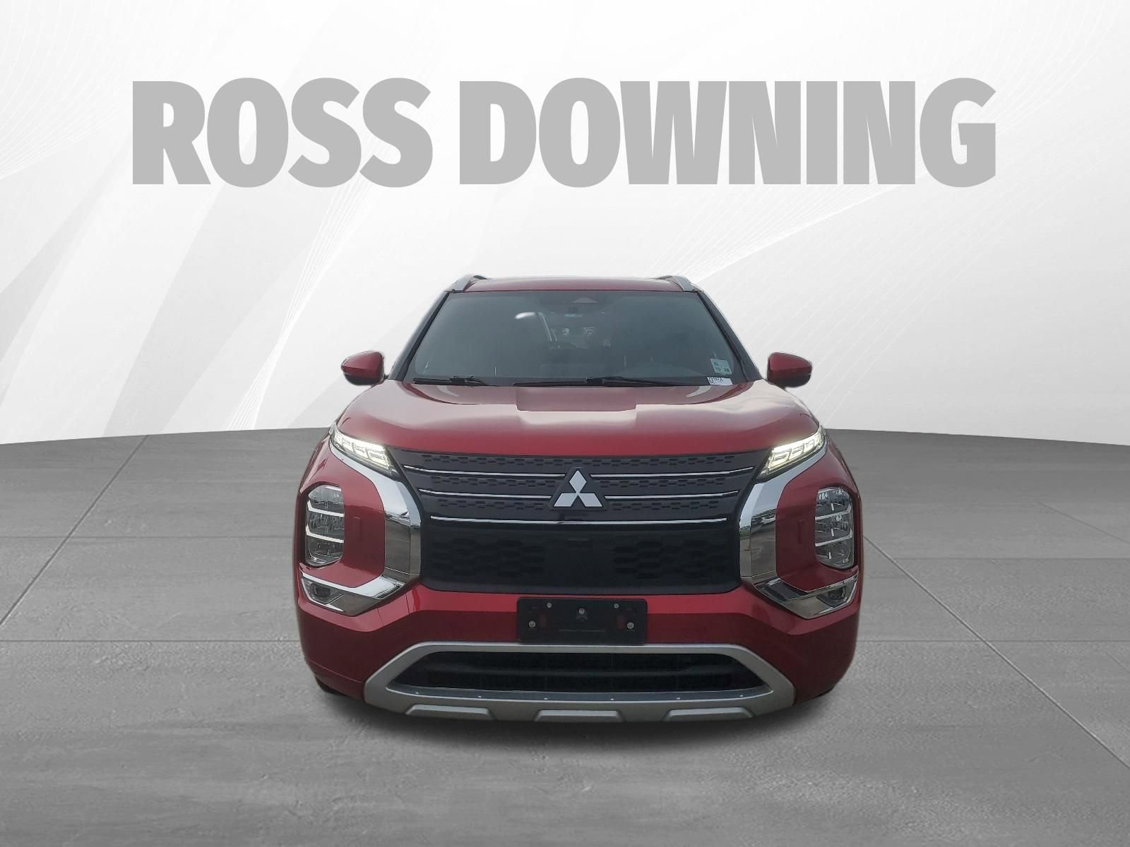 Used 2022 Mitsubishi Outlander SEL image 2