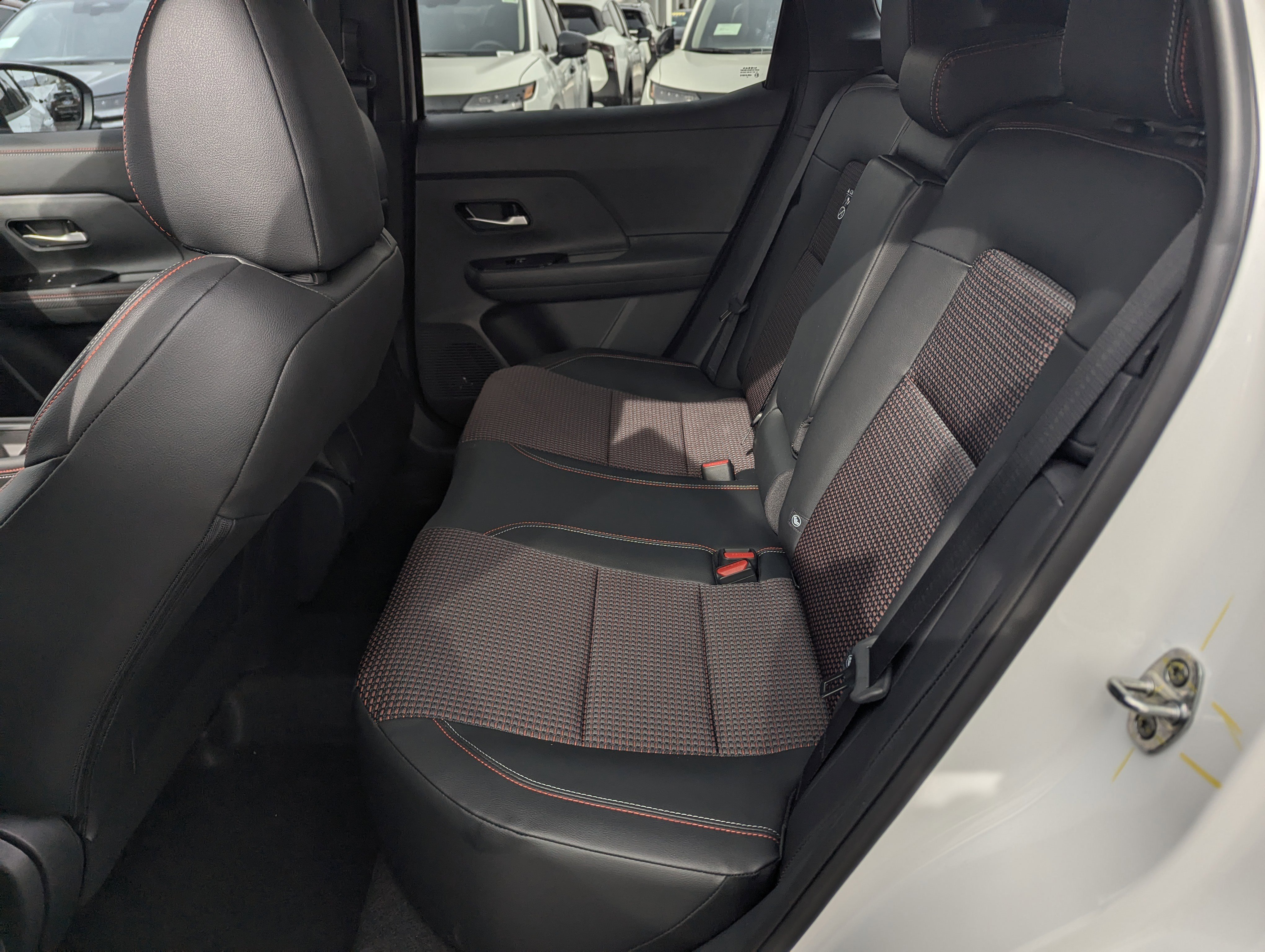 New 2026 Nissan Kicks SR image 8