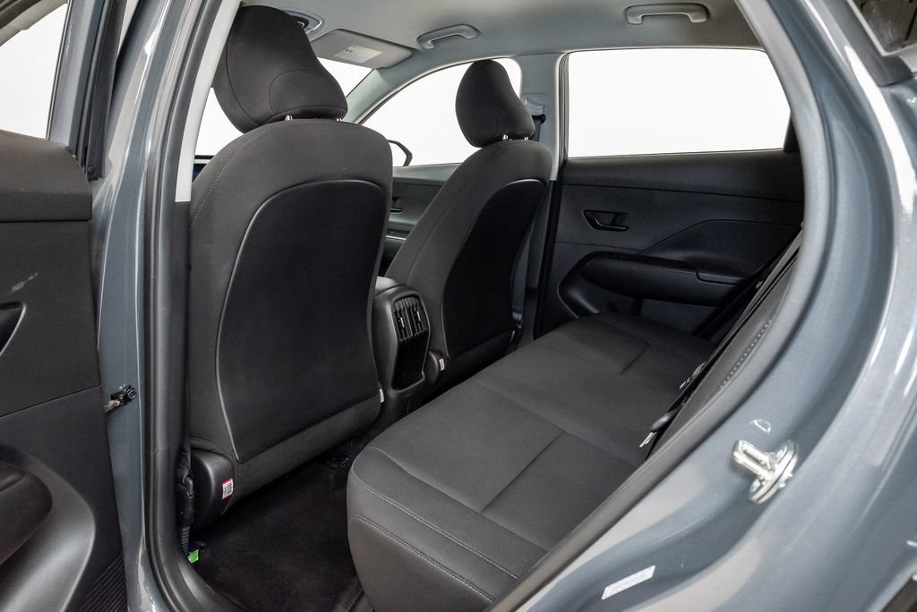 Used 2025 Hyundai Kona SEL FWD image 24