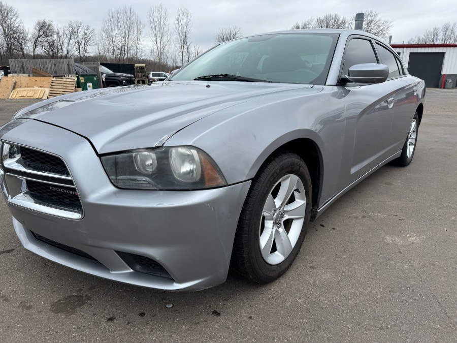 Used 2014 Dodge Charger SE RWD image 9
