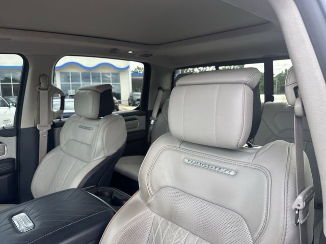 Used 2025 RAM 1500 Tungsten AWD/4WD image 11