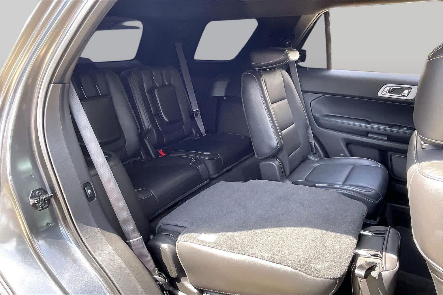 Used 2015 Ford Explorer Sport w/ Equipment Group 401A AWD/4WD image 19