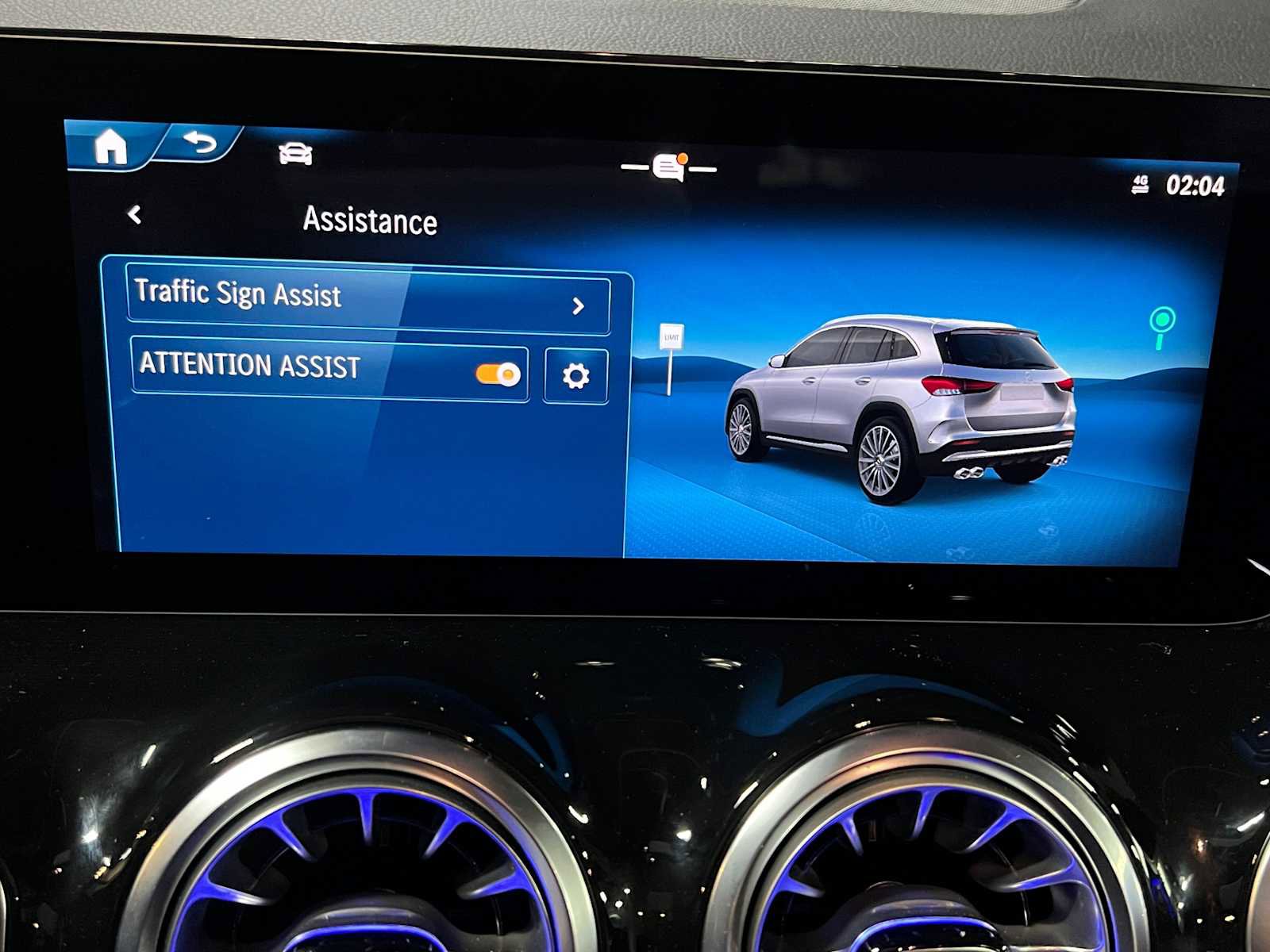 Certified 2026 Mercedes-Benz GLA 35 AMG 4MATIC image 34