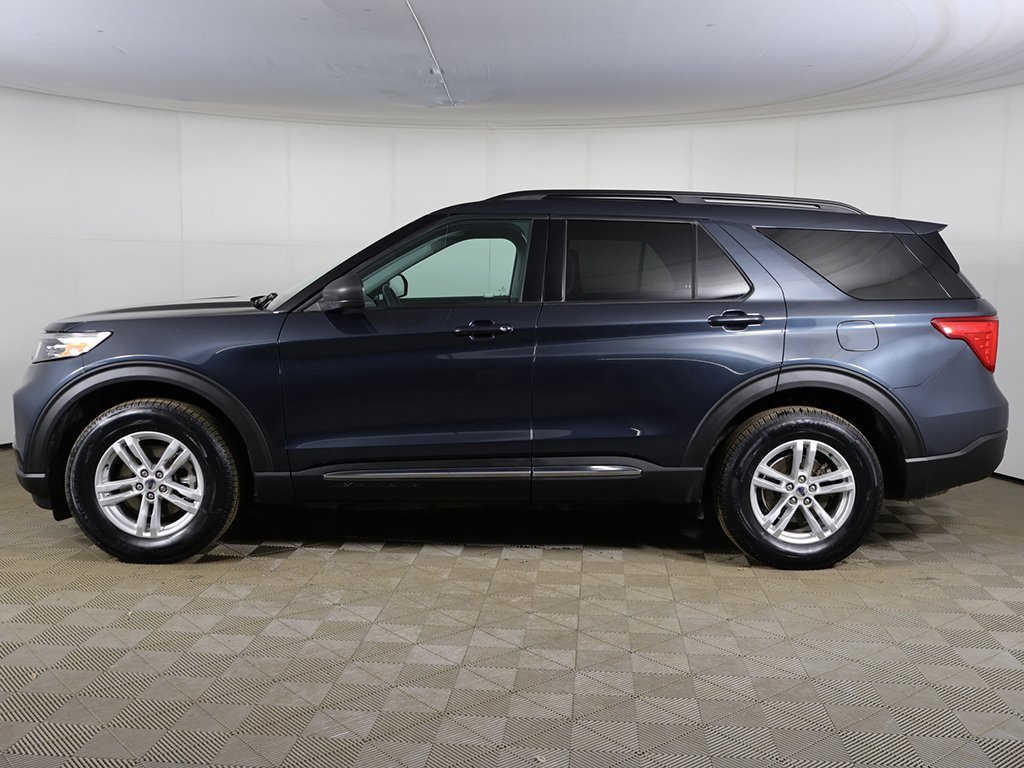 Used 2022 Ford Explorer XLT image 11