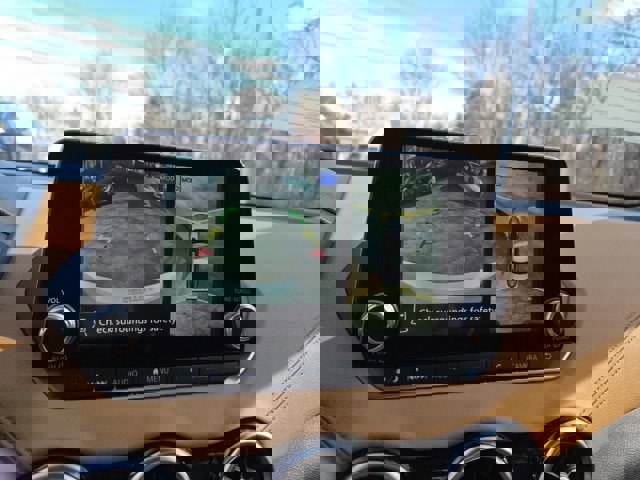 New 2025 Nissan Sentra SV w/ SV Premium Package image 27