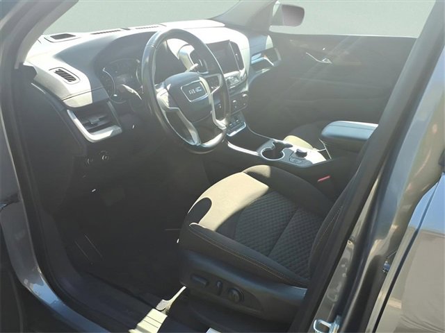 Used 2020 GMC Terrain SLE w/ Driver Convenience Package image 13