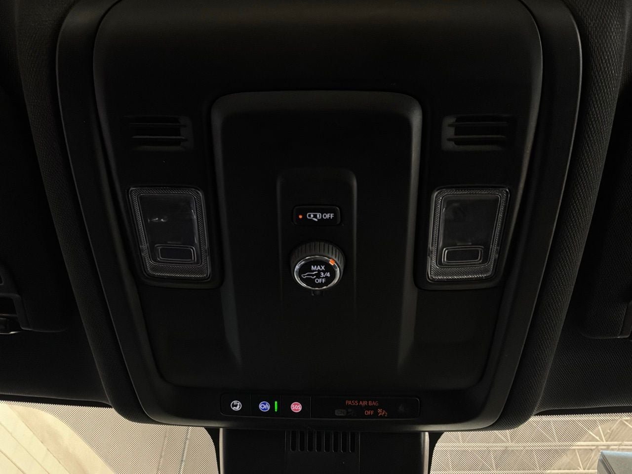 Used 2025 Chevrolet Tahoe Z71 AWD/4WD image 19