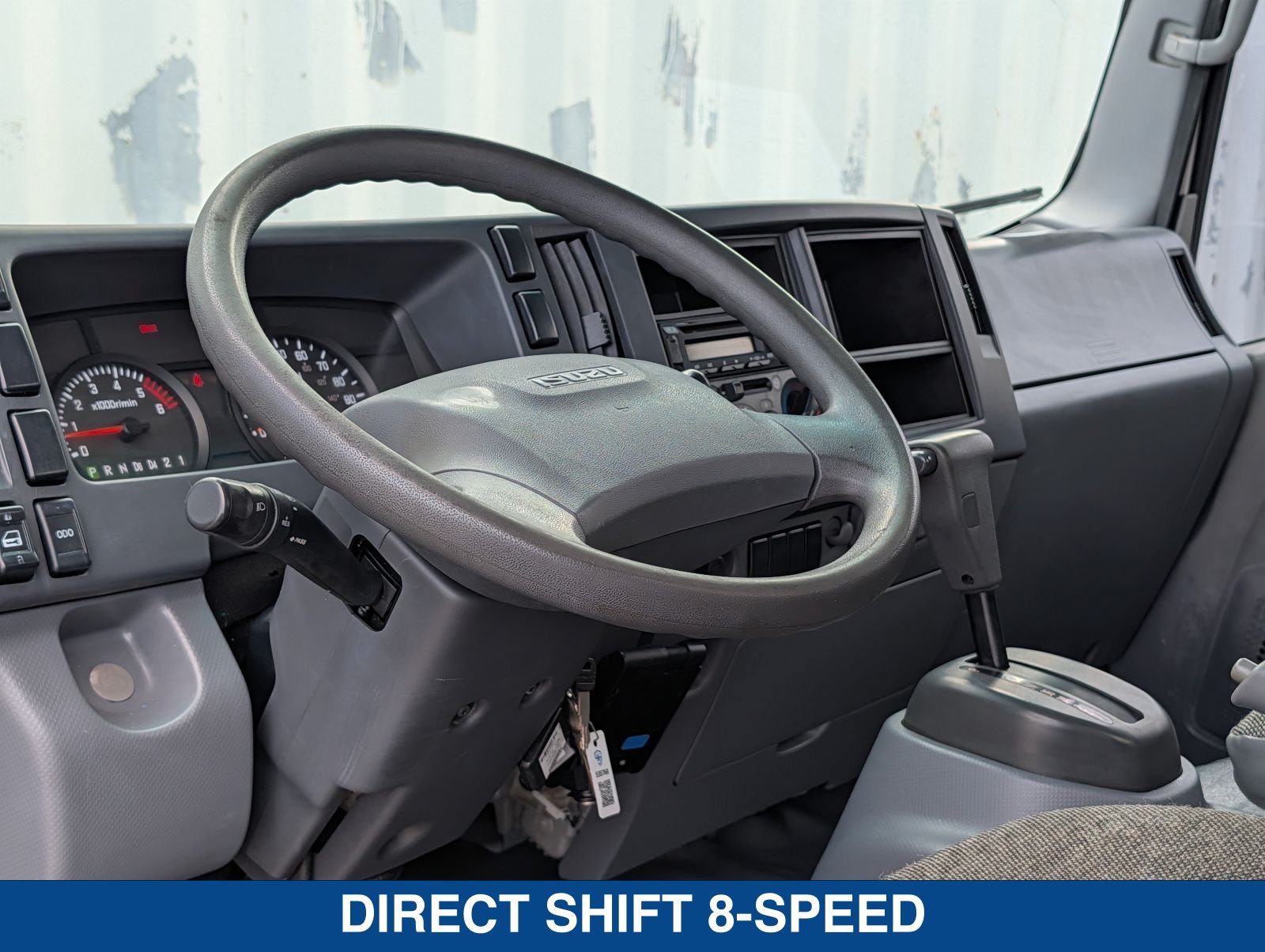 Used 2018 Isuzu NPR RWD image 19