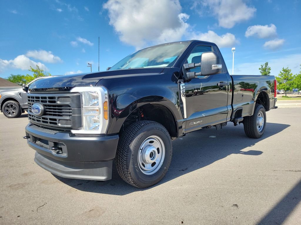Used 2026 Ford F250 XL AWD/4WD image 2