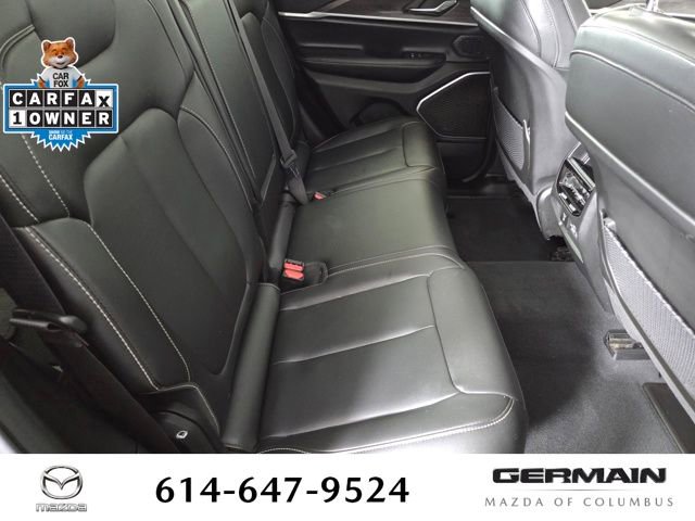 Used 2024 Jeep Grand Cherokee Limited w/ Trailer Tow Package AWD/4WD image 22