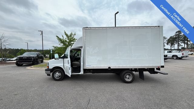 Used 2023 Chevrolet Express 3500 w/ Power Convenience Package RWD image 4
