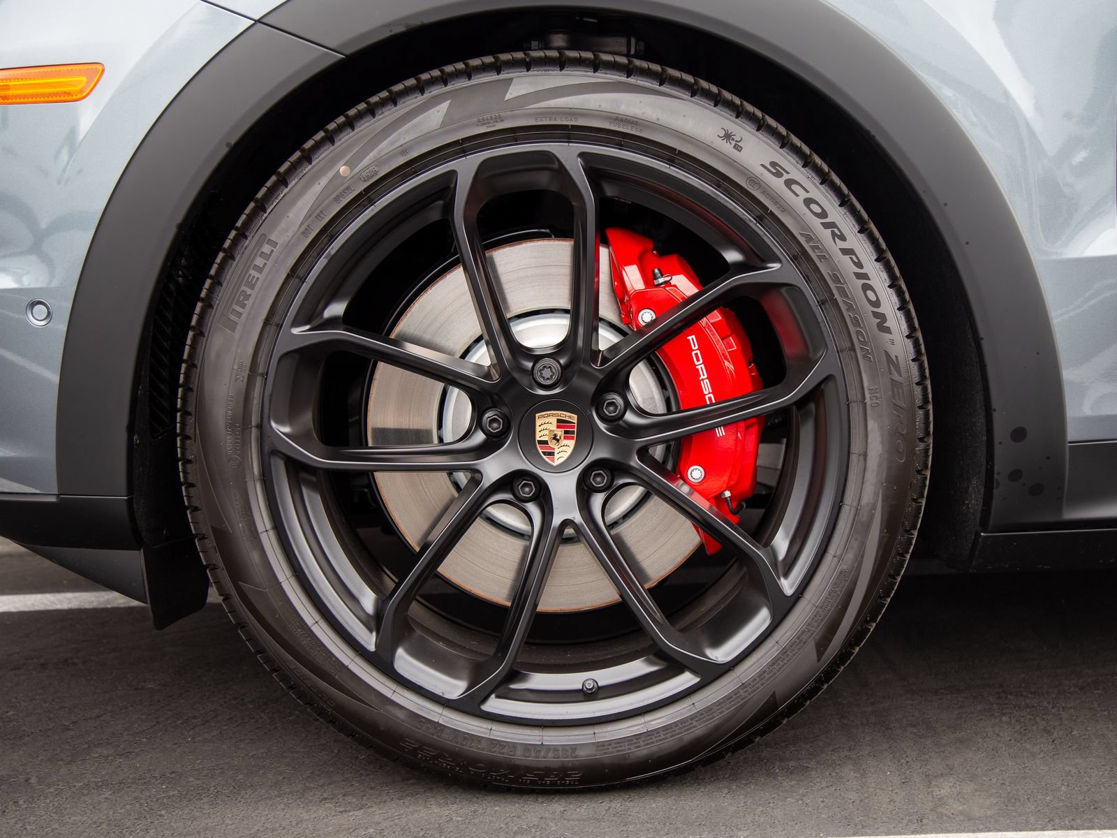 New 2026 Porsche Cayenne GTS AWD/4WD image 12