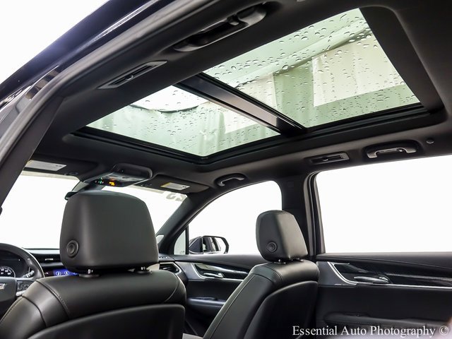 Certified 2023 Cadillac XT6 Premium Luxury image 13