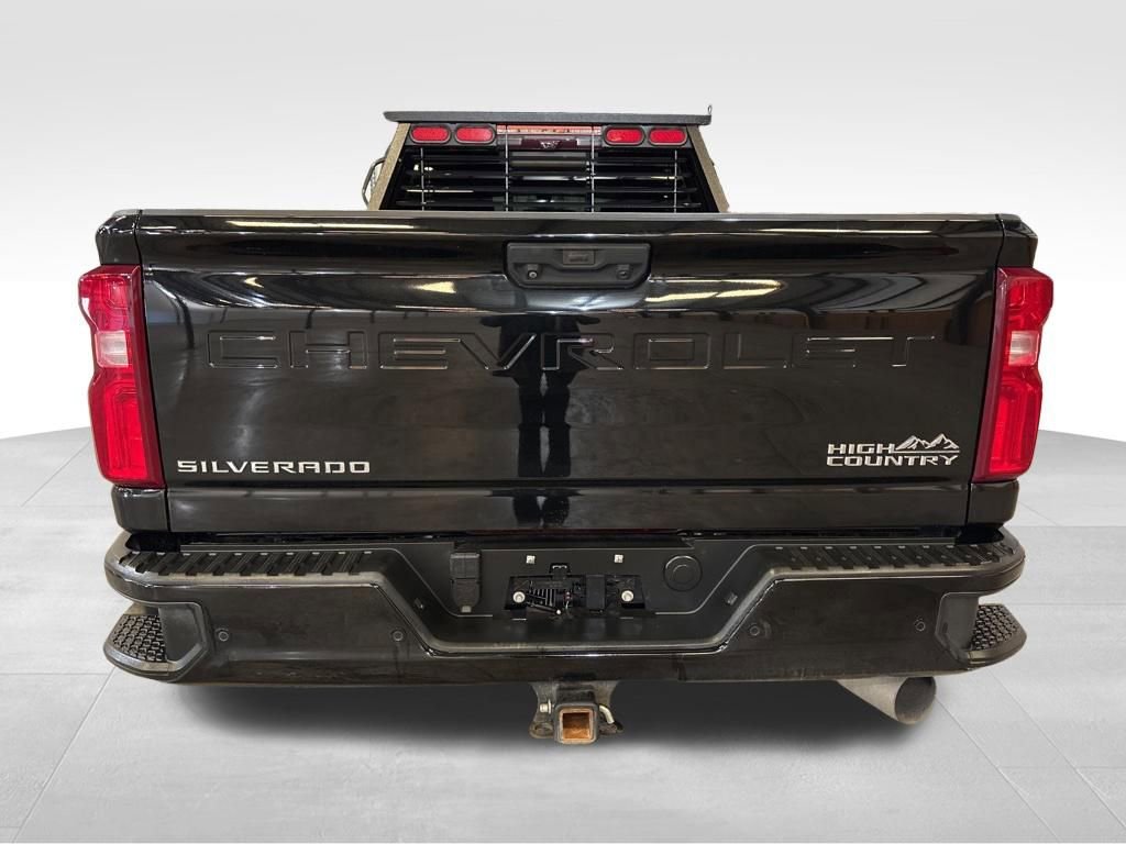 Used 2021 Chevrolet Silverado 3500 High Country image 4