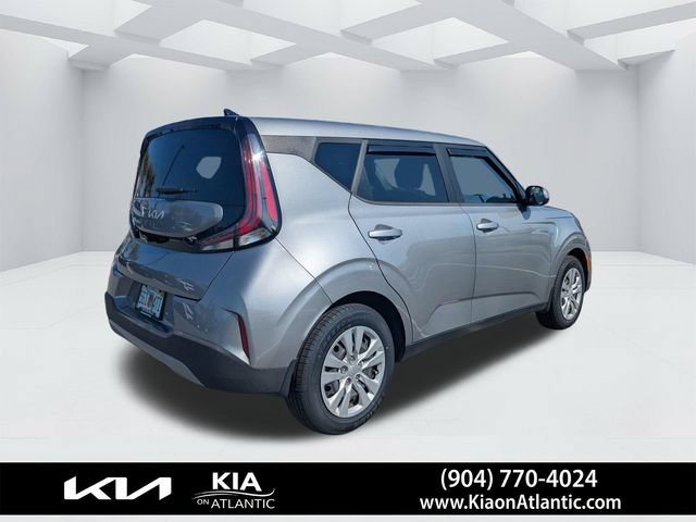 Used 2023 Kia Soul LX FWD image 29