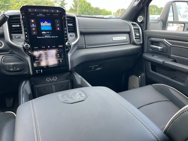 New 2026 RAM 2500 Laramie AWD/4WD image 4