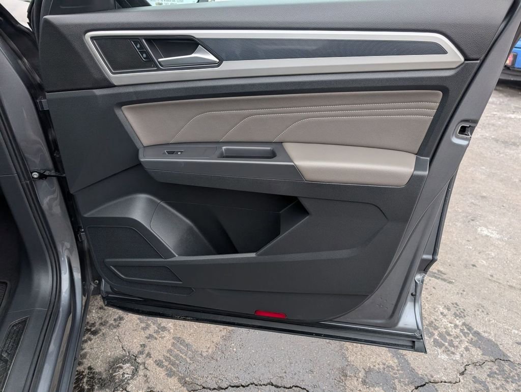 Used 2021 Volkswagen Atlas SE image 47