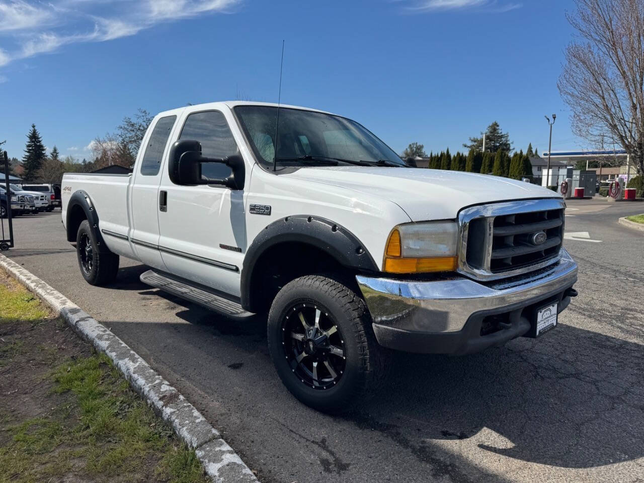 Used 1999 Ford F250 Lariat AWD/4WD image 7