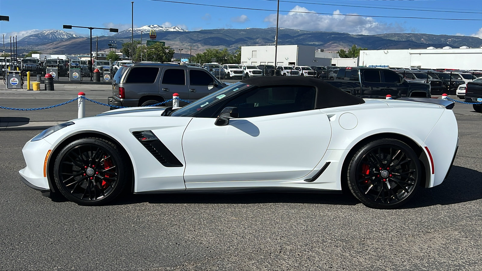 Certified 2015 Chevrolet Corvette Z06 w/ 3LZ Preferred Equipment Group RWD image 8