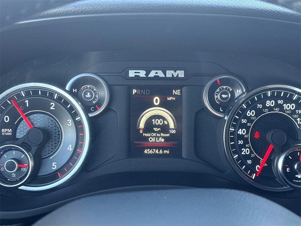 Used 2024 RAM 2500 Big Horn image 28