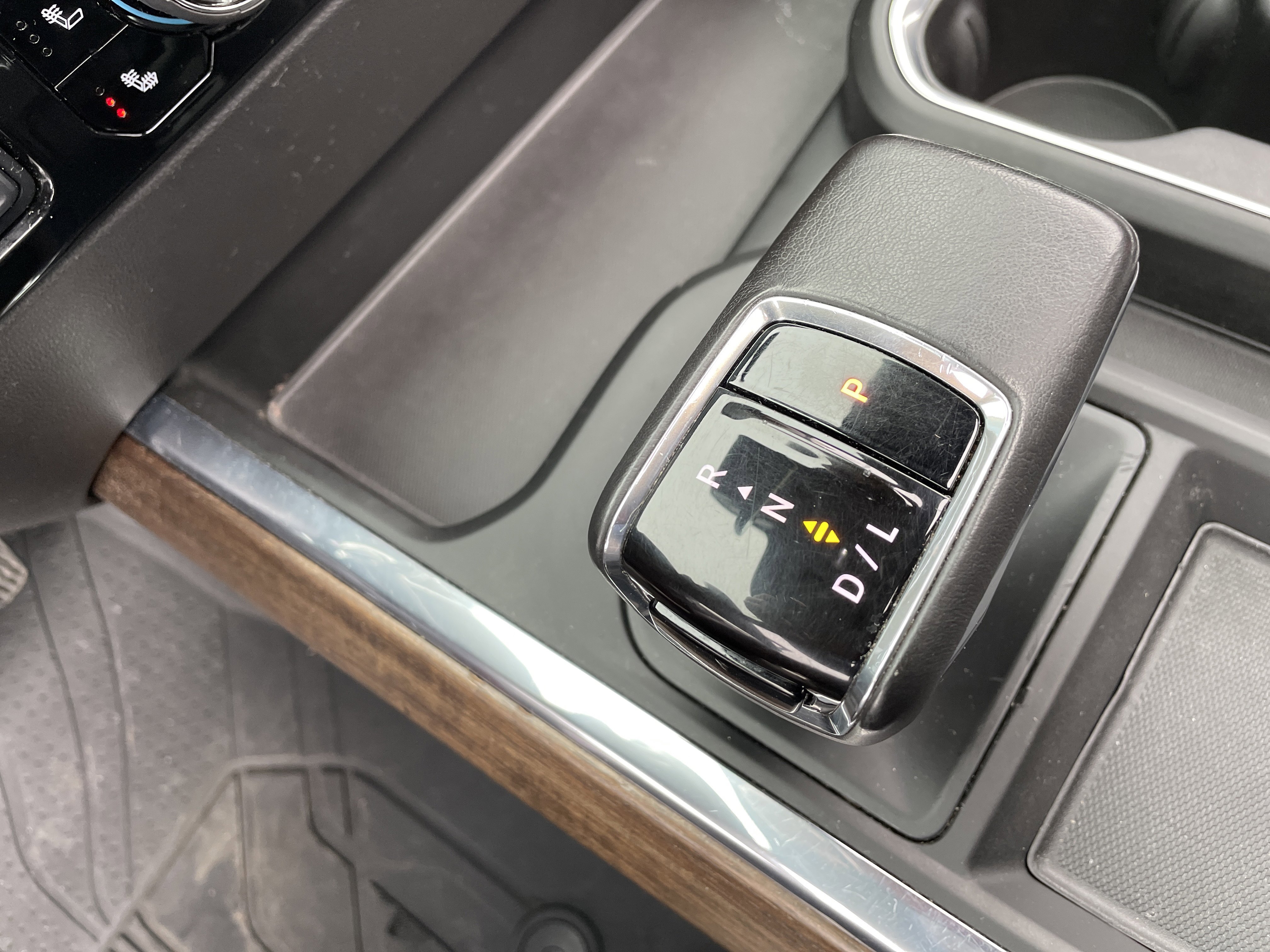 Certified 2022 Chevrolet Silverado 1500 High Country w/ High Country Premium Package image 15