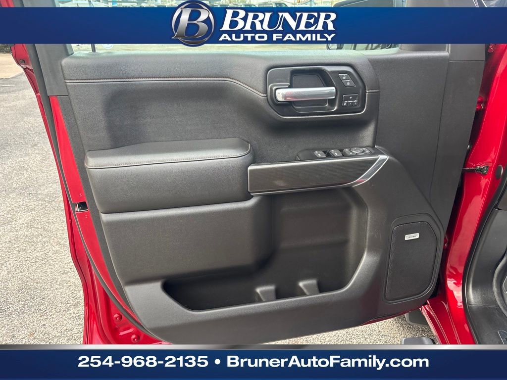 Used 2019 GMC Sierra 1500 AT4 w/ Off Road Performance Package image 11