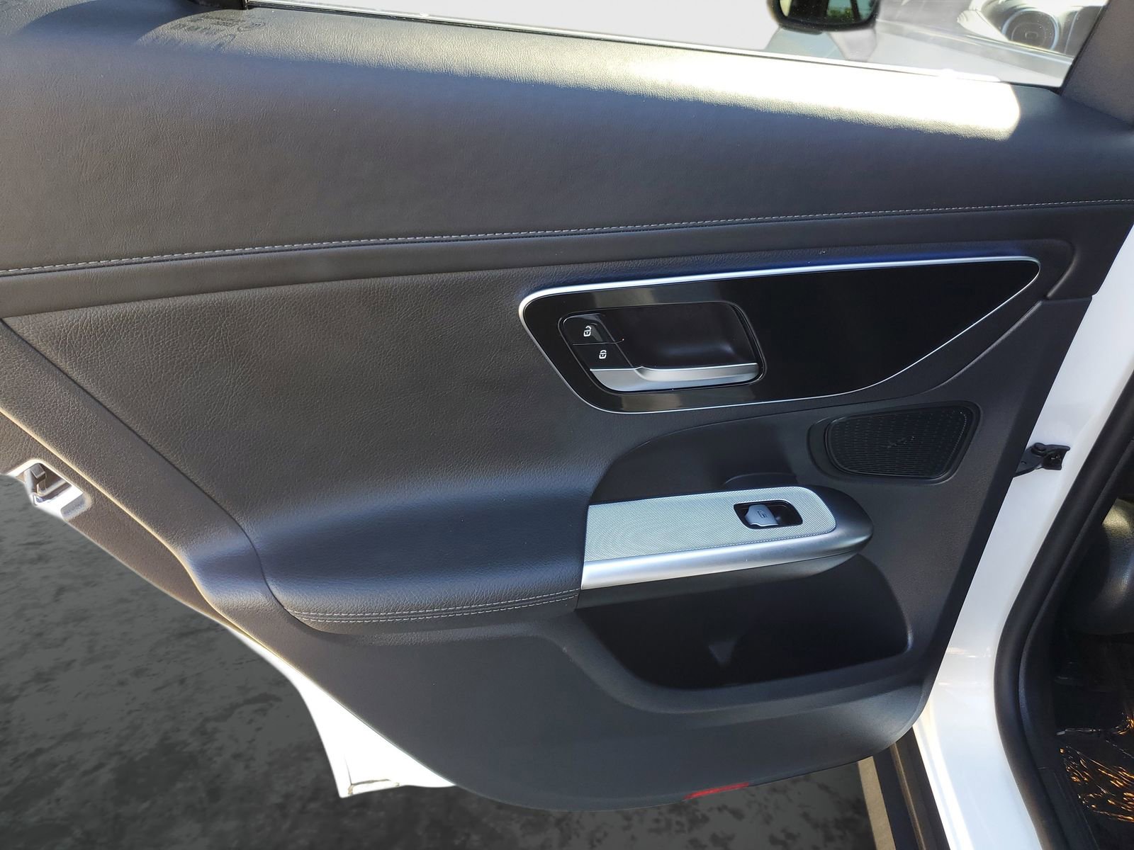 Used 2024 Mercedes-Benz GLC 300 image 15