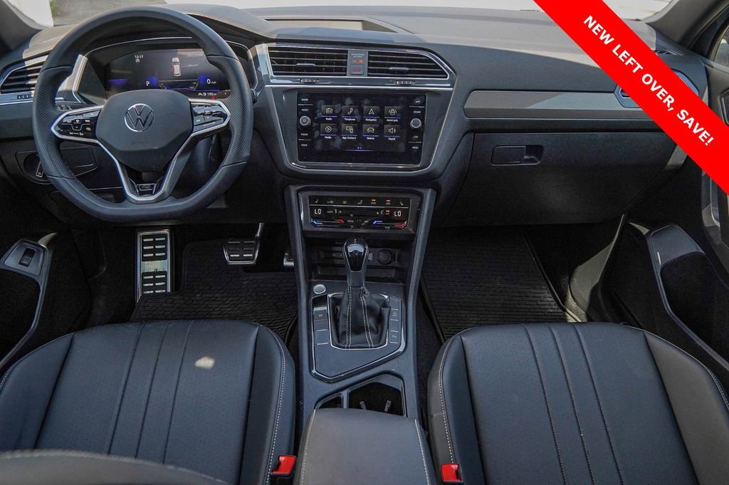Used 2024 Volkswagen Tiguan SE R-Line image 27