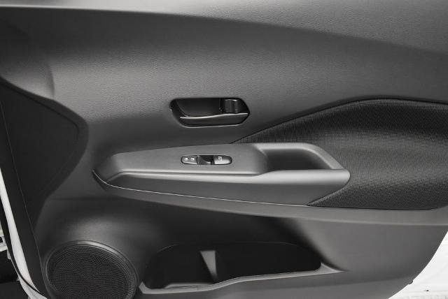 Certified 2025 Nissan Kicks Play S FWD image 21