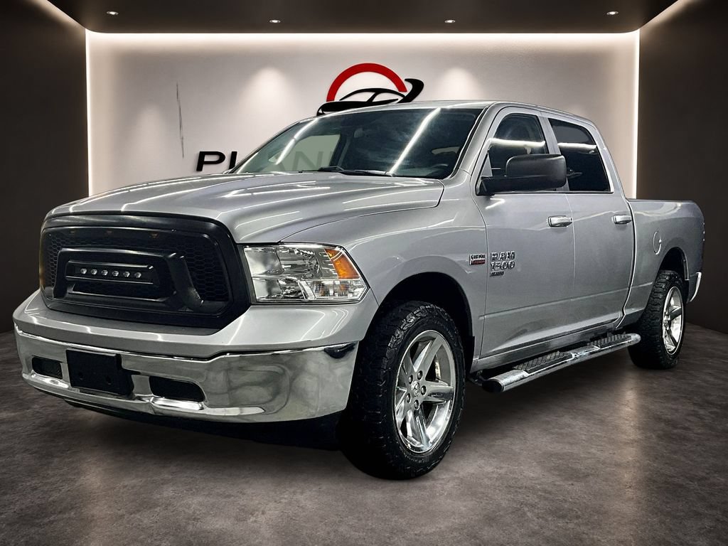 Used 2021 RAM 1500 Classic SLT AWD/4WD image 3