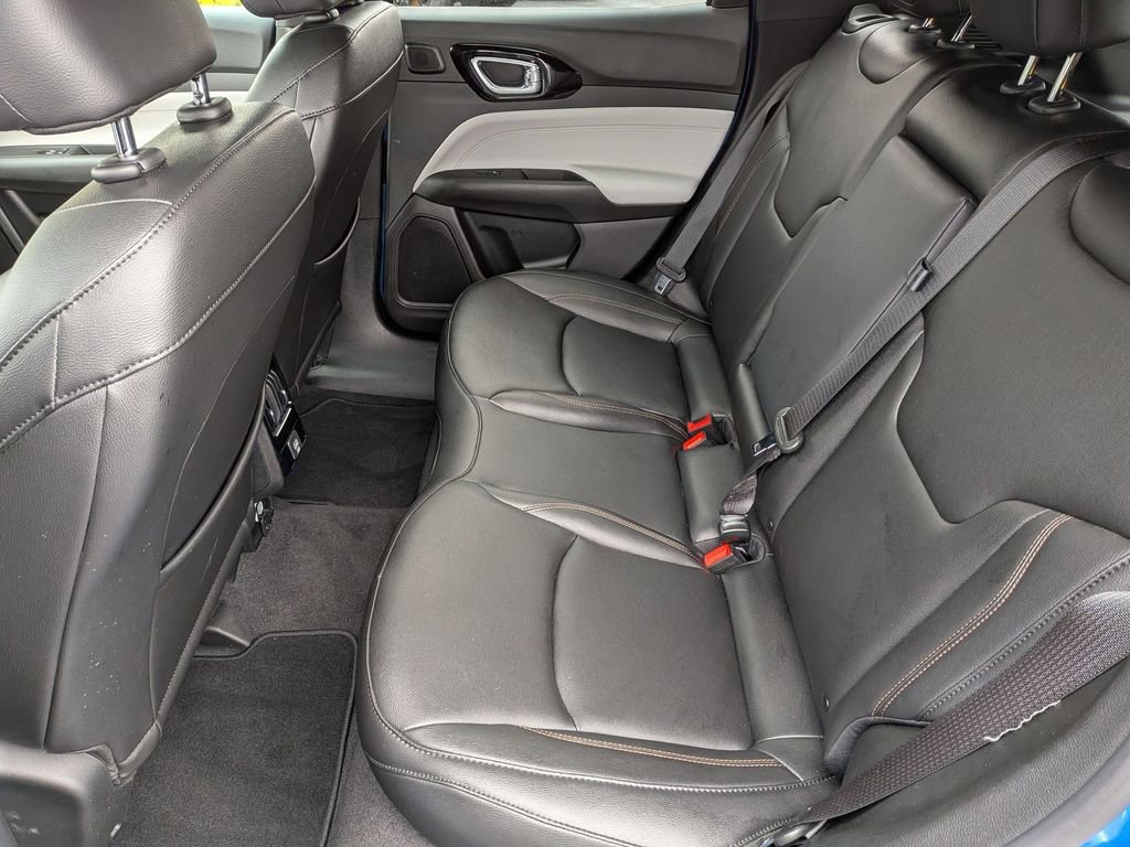 Used 2024 Jeep Compass Limited w/ Sun and Sound Group image 17