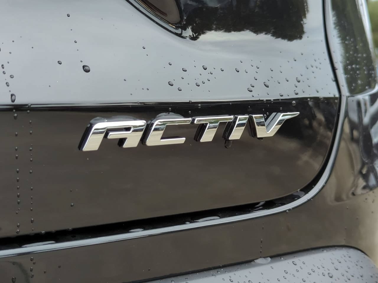 New 2026 Chevrolet Trax ACTIV w/ Sunroof Package FWD image 6