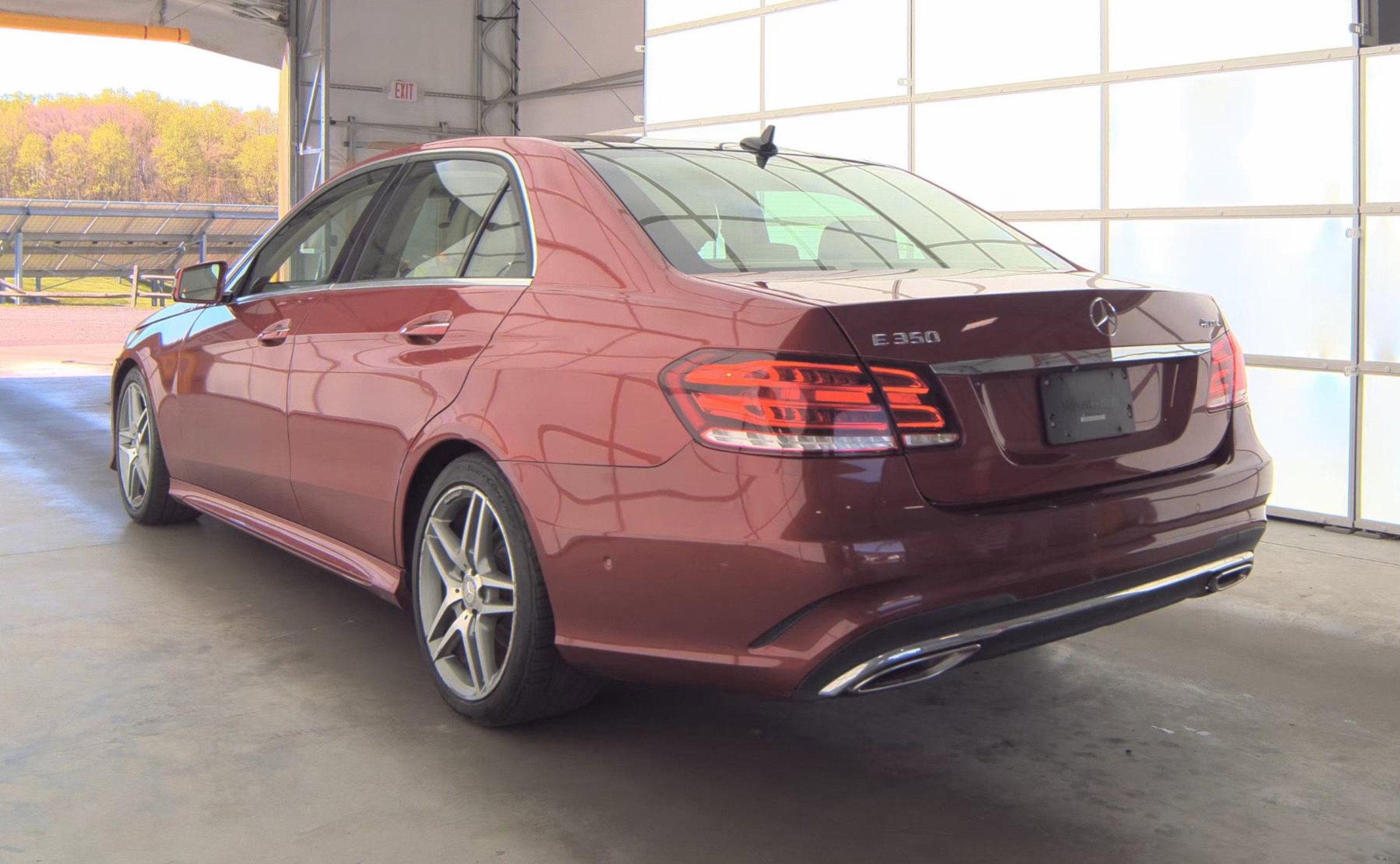 Used 2016 Mercedes-Benz E 350 4MATIC Sedan w/ Premium Package image 5