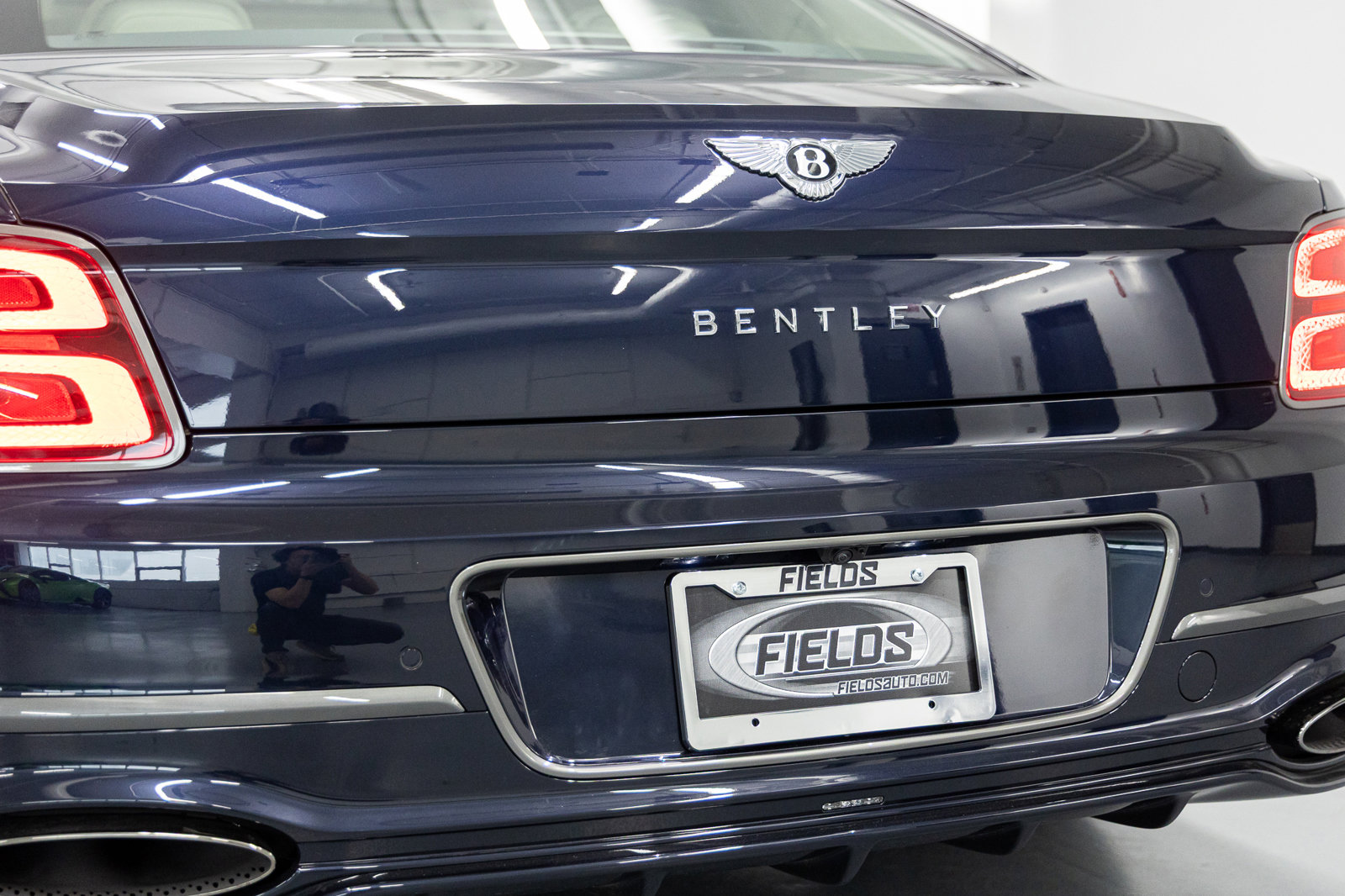 Certified 2025 Bentley Flying Spur Plug-In Hybrid AWD/4WD image 19