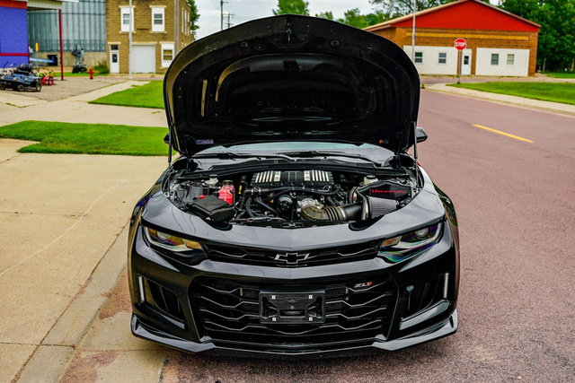 Used 2022 Chevrolet Camaro ZL1 RWD image 18