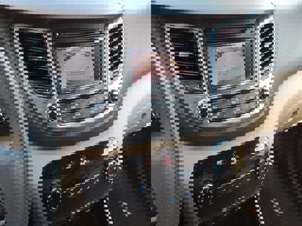 Used 2016 Hyundai Tucson SE w/ Option Group 02 image 21