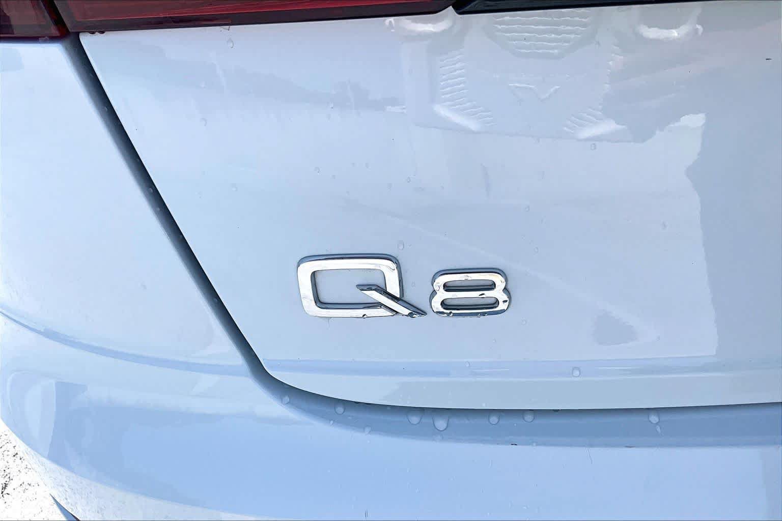 Used 2019 Audi Q8 Prestige w/ Towing Package AWD/4WD image 31