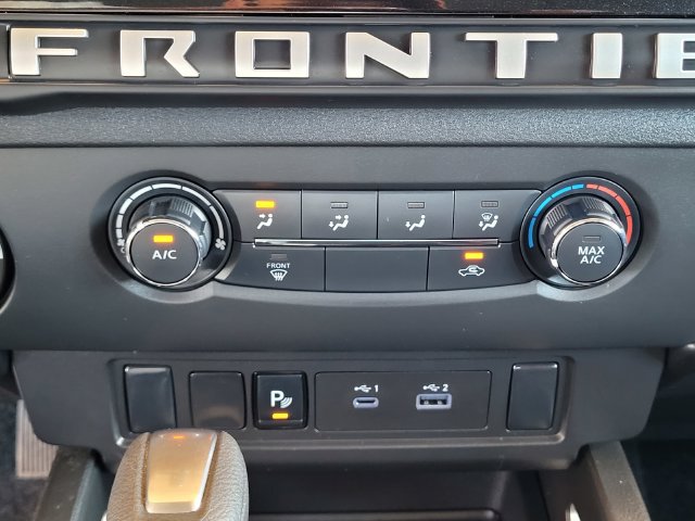 Used 2025 Nissan Frontier SV AWD/4WD image 25