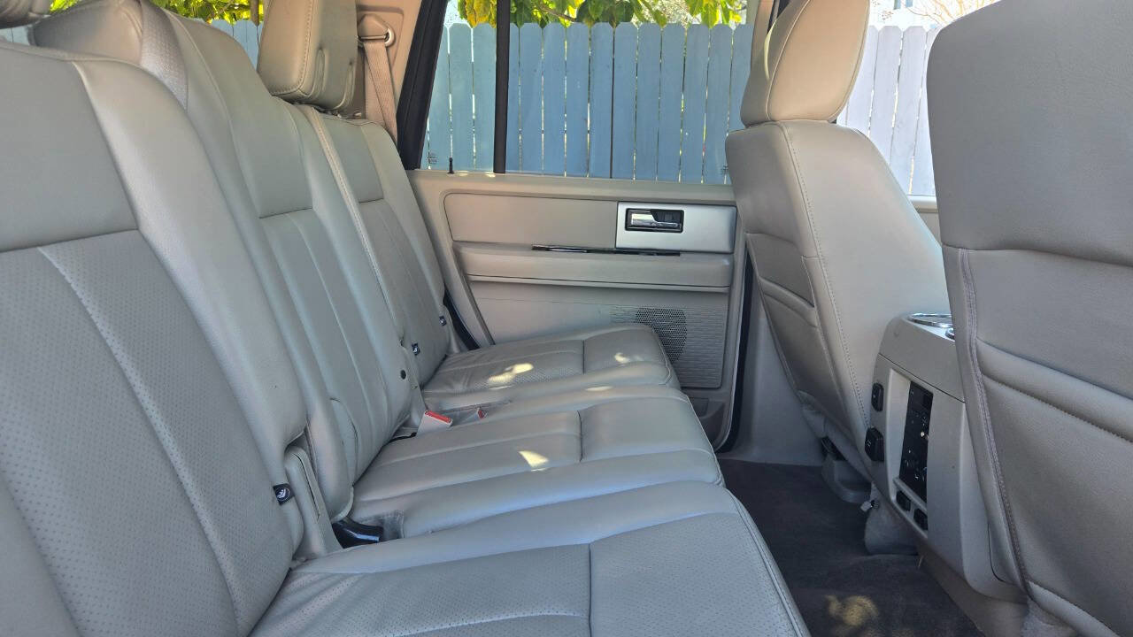 Used 2012 Ford Expedition Limited image 13
