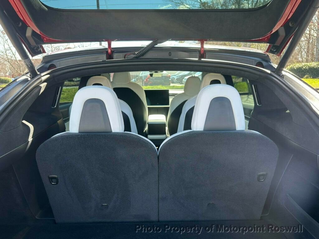 Used 2024 Tesla Model X Plaid image 24
