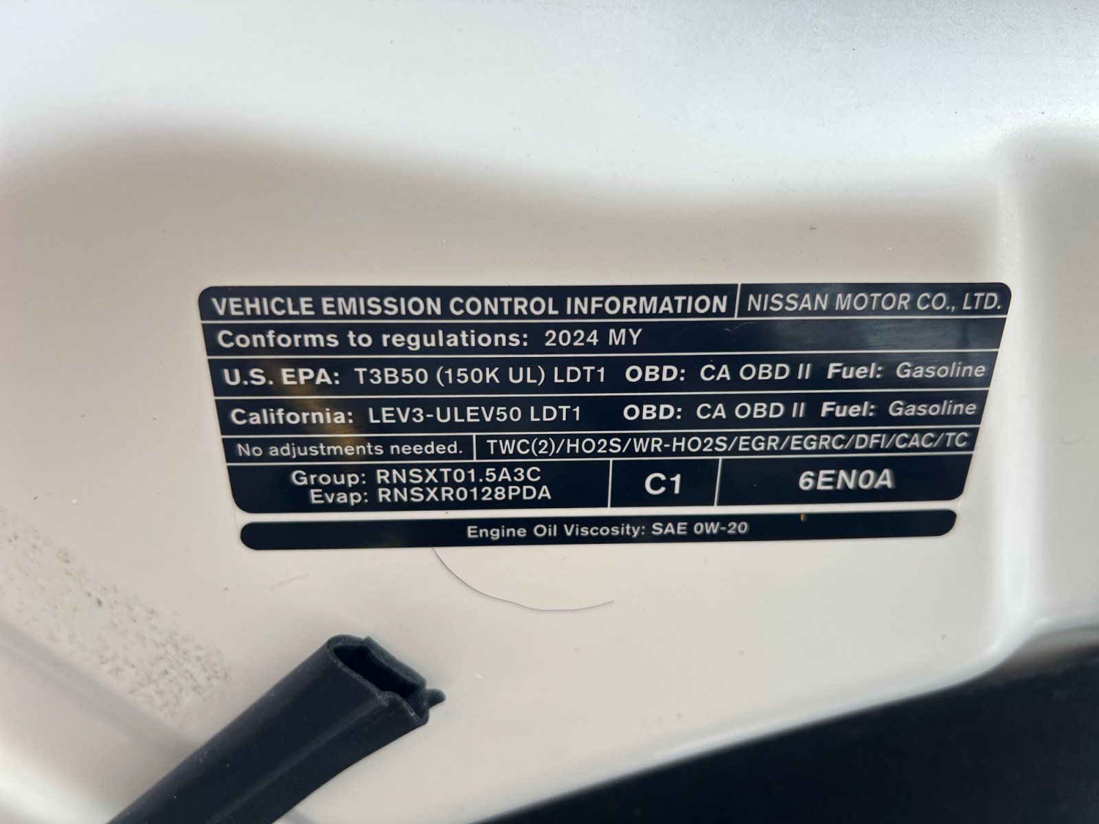 Used 2024 Nissan Rogue S FWD image 18