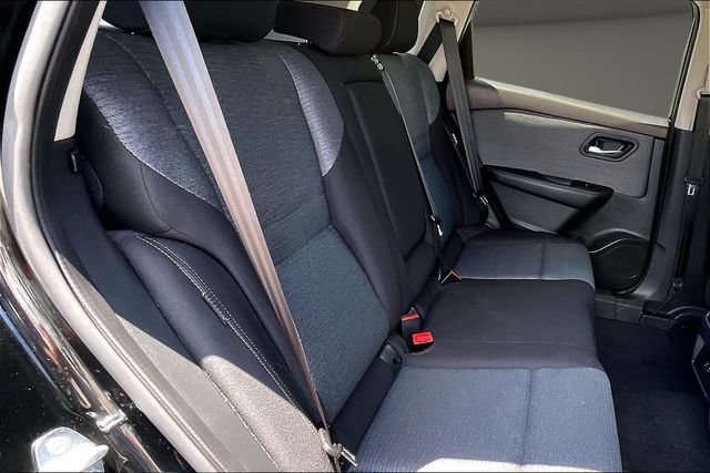 Used 2023 Nissan Rogue SV FWD image 25